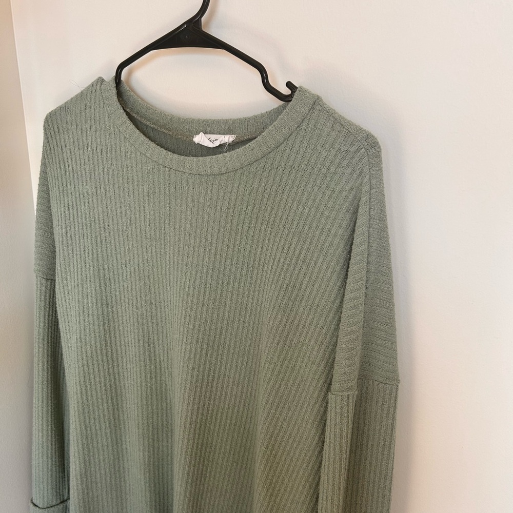 Carly Jean Los Angeles Sage Green Crew Neck Sweater